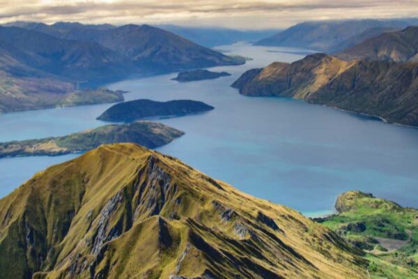 Roys Peak Lookout - trek