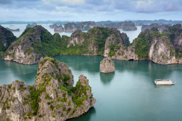 Ha Long Bay